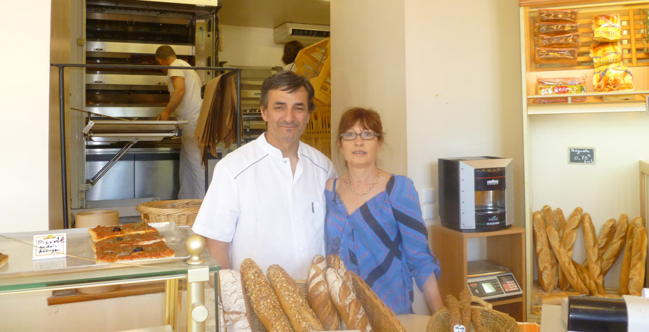 Un nouveau boulanger pour la boulangerie place Yves Dollo