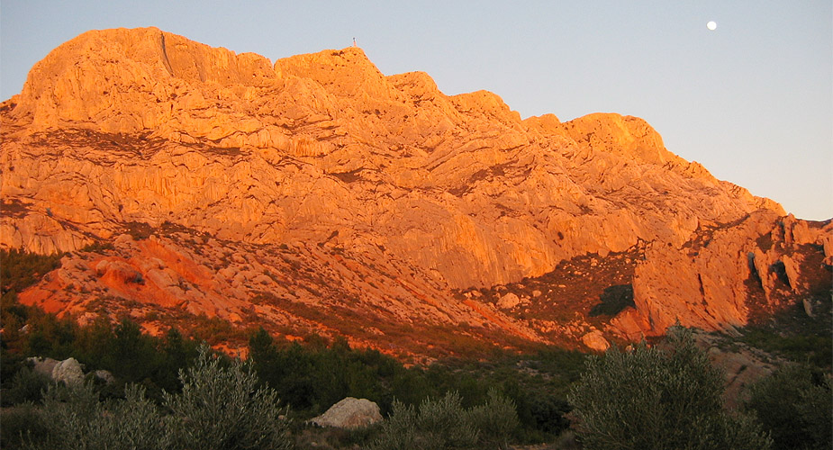 Sainte Victoire et son Prieuré