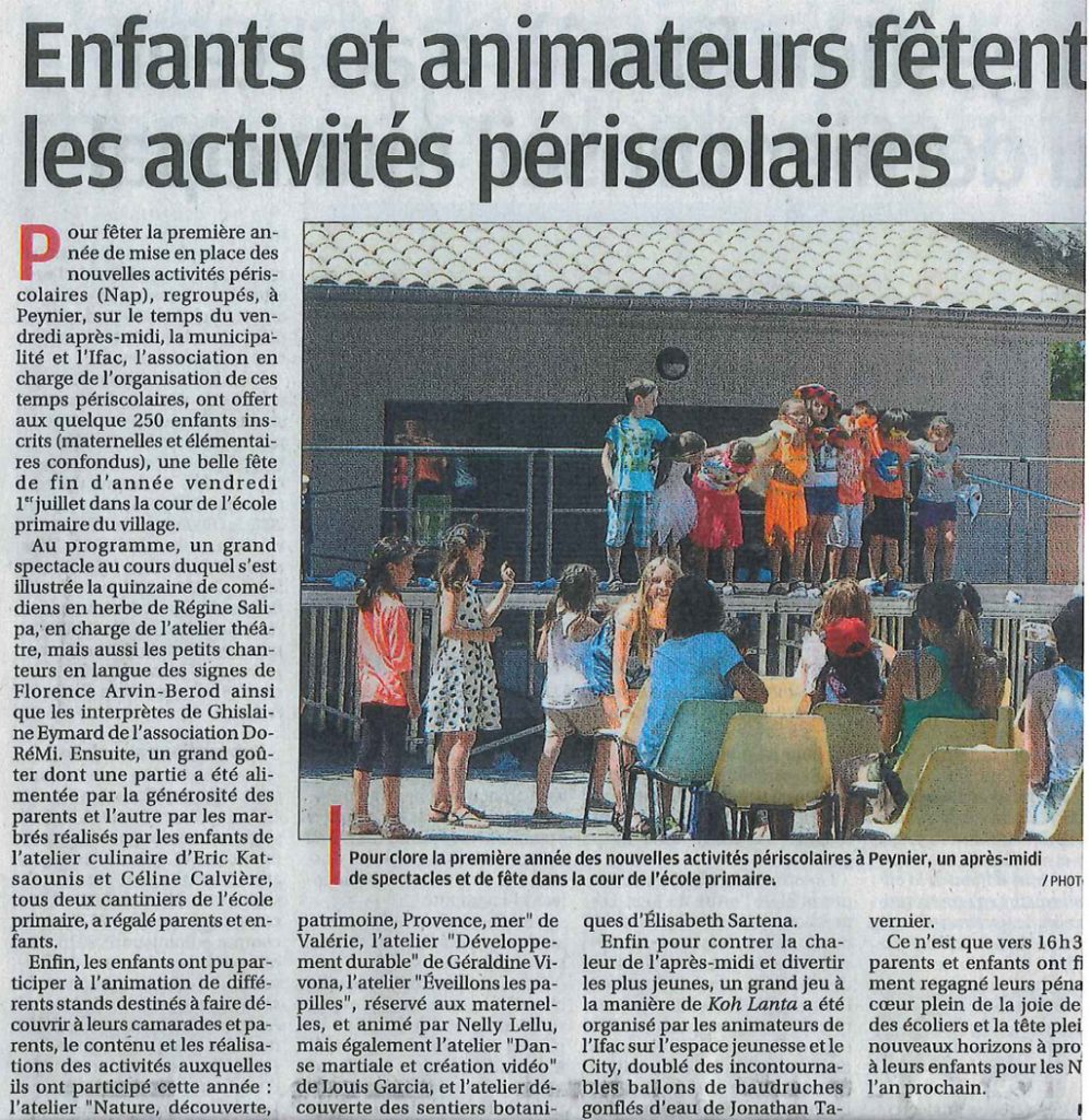 Enfants et animateurs fêtent les activités périscolaires