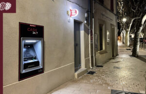 Succès pour le distributeur de billets du Cours