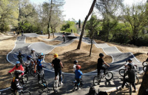 La Pumptrack de Peynier, nouvelle reine des activités de la Garenne !