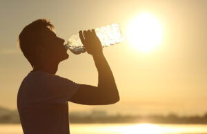 Canicule et fortes chaleurs : lancement de la veille saisonnière et rappel des gestes à adopter par tous